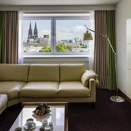 Pullman Cologne-3