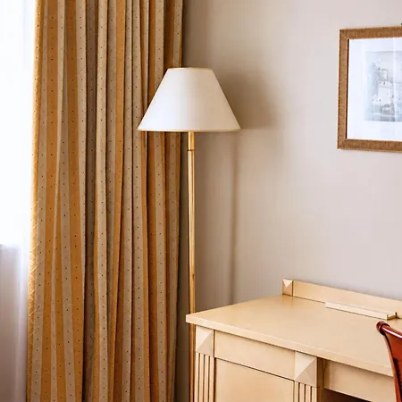 Phi Hotel Cavalieri-3