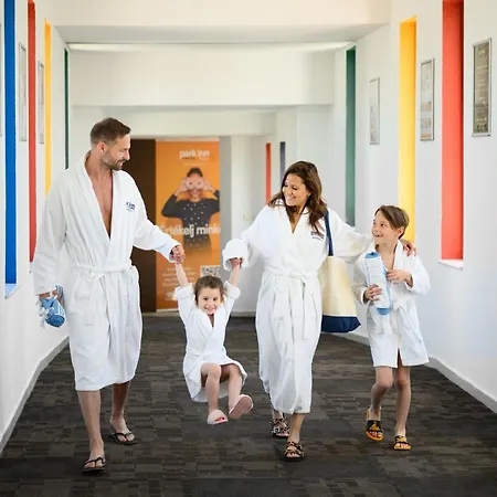 Park Inn By Radisson Sarvar Resort & Spa-2