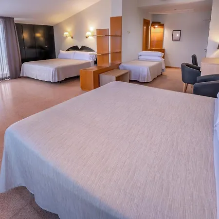 Caprici Beach Hotel & Spa-2