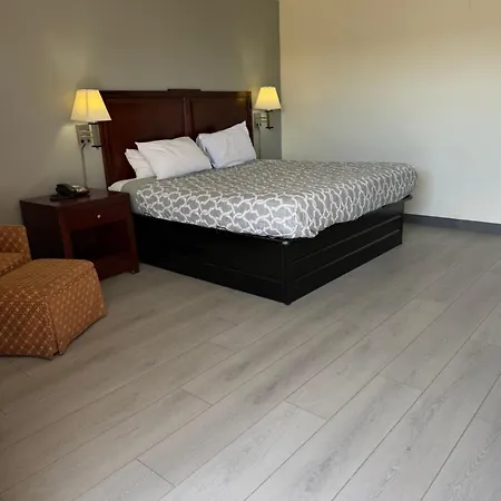 Budget Inn Motel-3