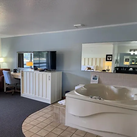 River House Inn, A Baymont By Wyndham-3