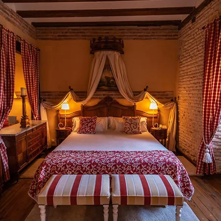 Hotel Real Monasterio de San Zoilo-3