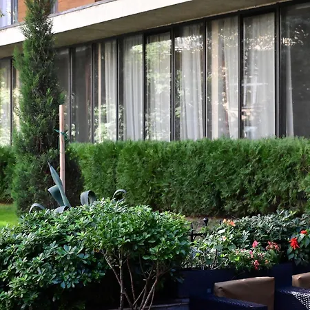 Iveria Inn Hotel-2