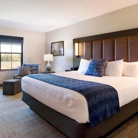 Clubhouse Hotel Sioux Falls-3