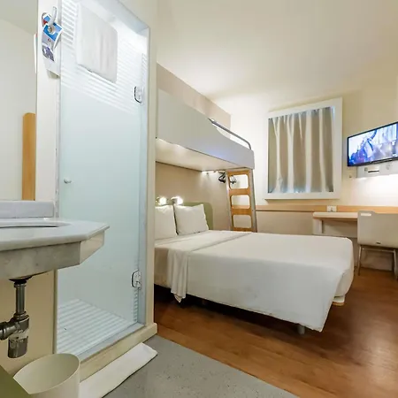 Ibis Budget Vitoria-3