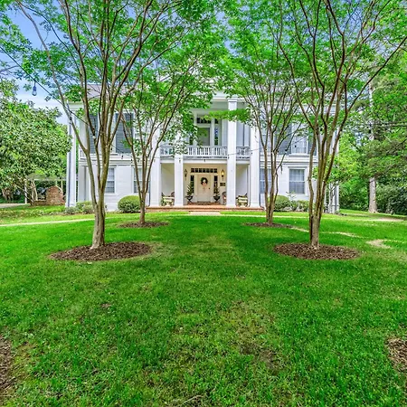 The Montgomery B&B-2