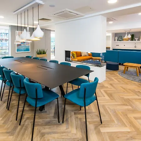 Staybridge Suites - Cardiff By Ihg-2