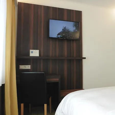 Hotel Empire-3