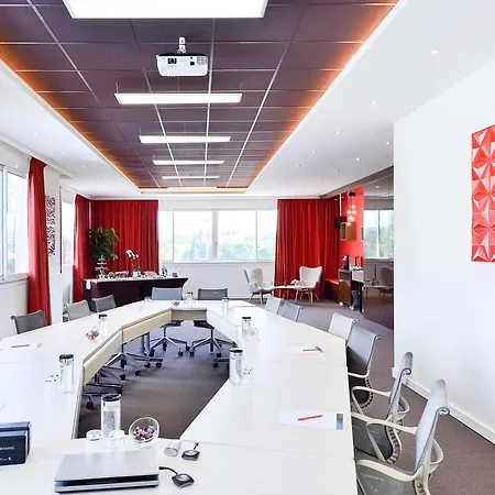 Novotel Avignon Nord-2