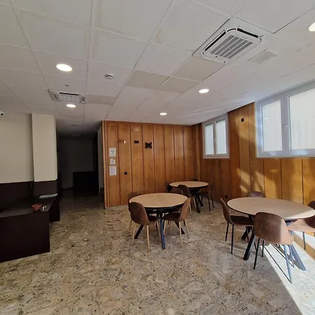 Hostal Lizana 2-2