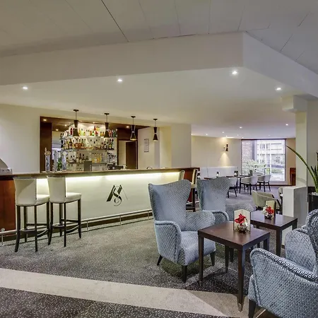 Mercure Maurepas Saint Quentin-3