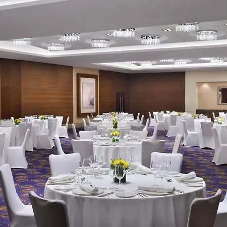 Mövenpick Hotel Jumeirah Beach-3
