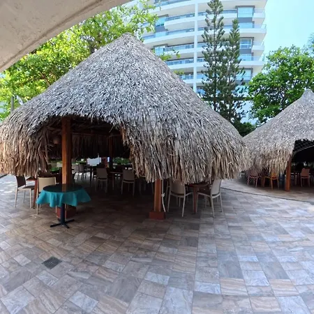 Hotel Bahia Cartagena-2