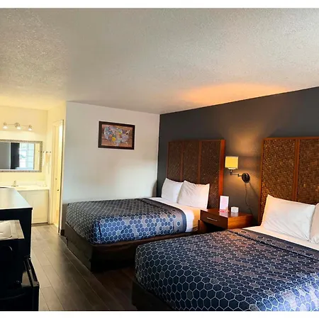 Econo Lodge Airport - Rj Stadium-3