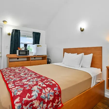 Studio Motel Of Lake George-2