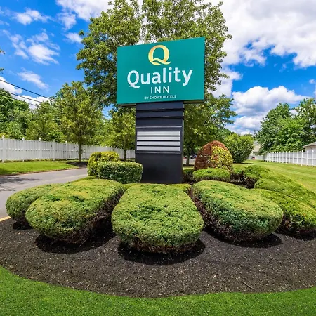 Quality Inn Edison-New Brunswick-3