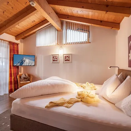 Hotel Theresia Garni-3