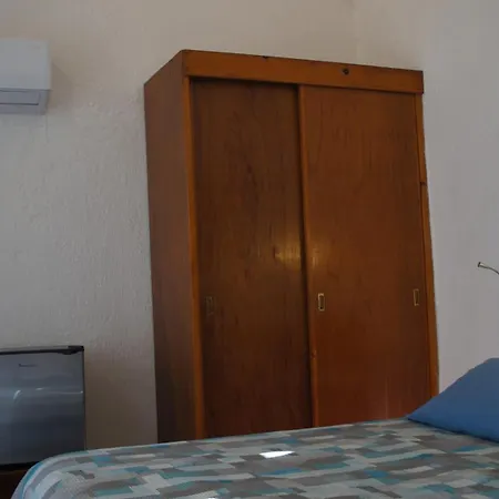 Hotel Allende-3