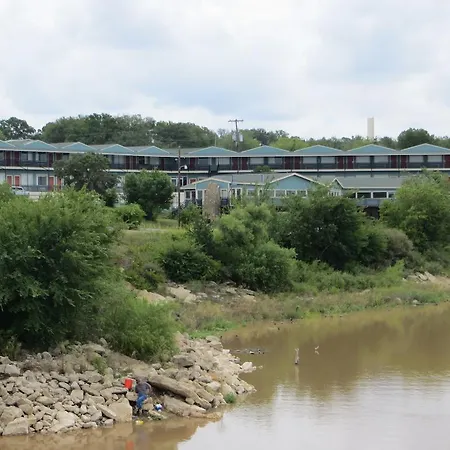 Flagship Inn-2
