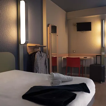 Ibis Budget Arles Sud Fourchon-3