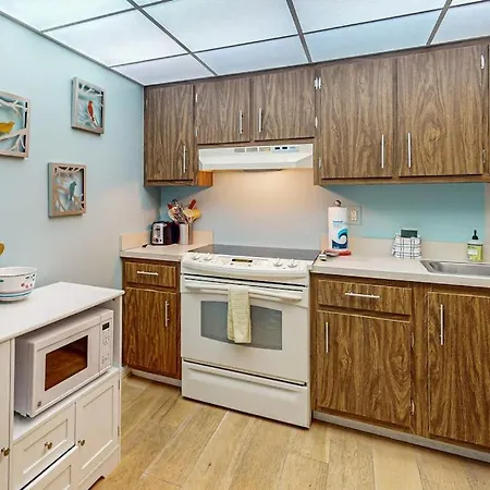 Seaview Court-3