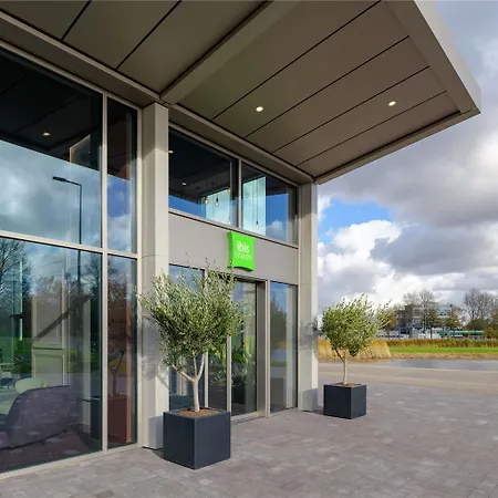 Ibis Styles Rotterdam Ahoy-3