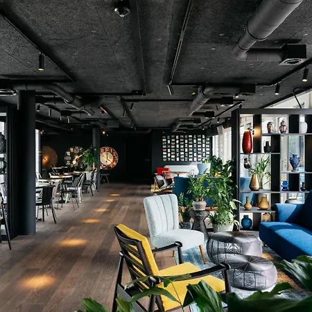 Ruby Claire Hotel Geneva By Ihg-3