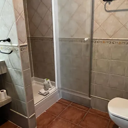 Hostal Trevelez-3