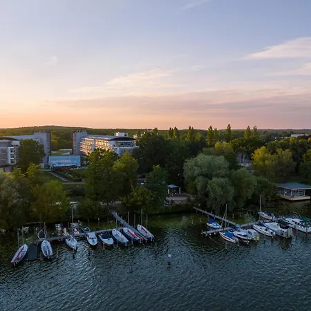 Kongresshotel Potsdam am Templiner See-2