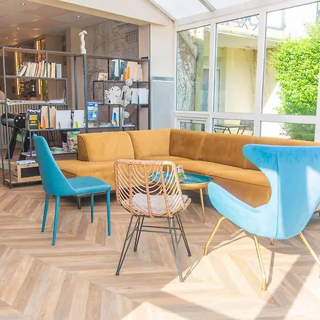 Ibis Styles Chinon-3