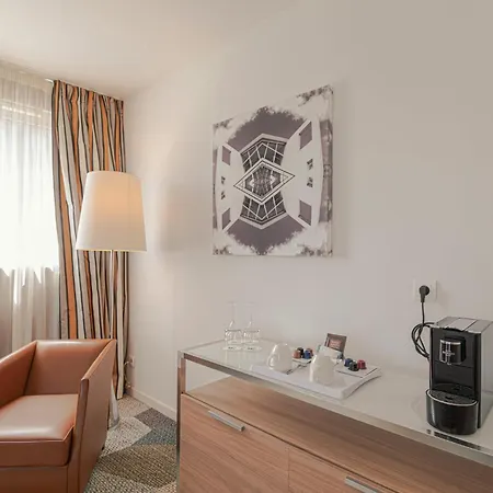 Holiday Inn Mulhouse By Ihg-3