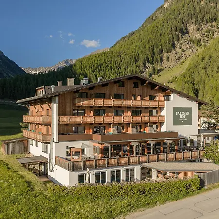 Hotel Falknerhof-2