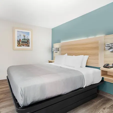 Quality Inn Knoxville West Cedar Bluff-3