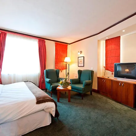 Protea Hotel By Marriott Windhoek Furstenhof-2