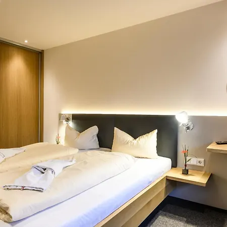 Sporthotel Walliser-2