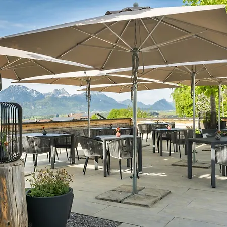 Hartungs Hoteldorf-2