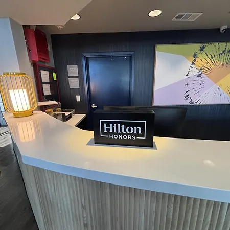 Spark By Hilton Tempe Phoenix Airport-3