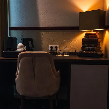 Boutique Hotel De Doelen-3