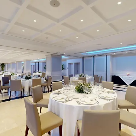 Hotel Andalucía Center-3