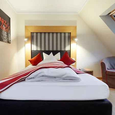 Romantik Hotel Rindenmühle-3
