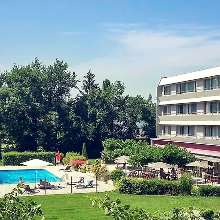 Mercure Brive-2