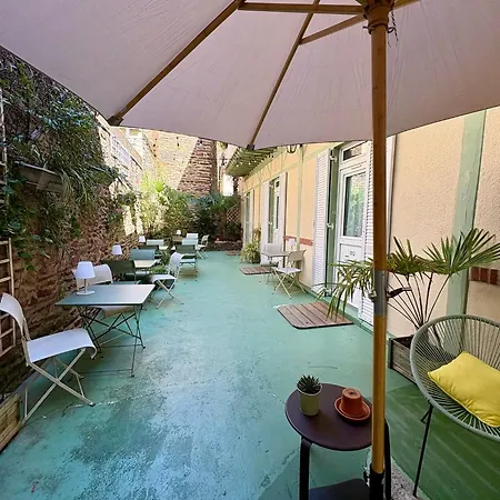 Garden Hotel Rennes Centre Gare-2