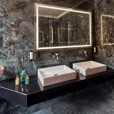 Hotel Accademia-2