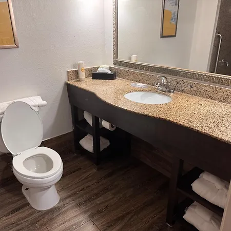 Comfort Suites Near Mcas Beaufort-2