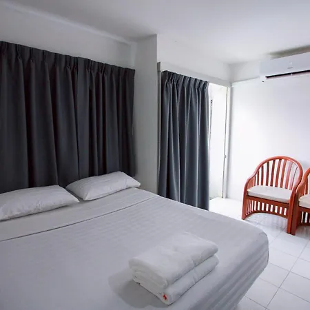 18 Coins Budget Hotel-2
