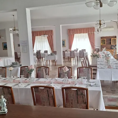 Hotel Svizzero-3