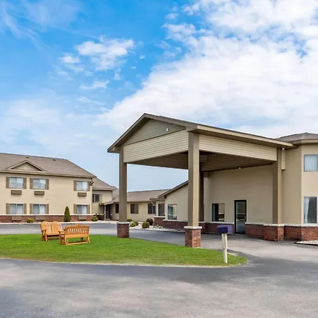Days Inn By Wyndham Alpena-3