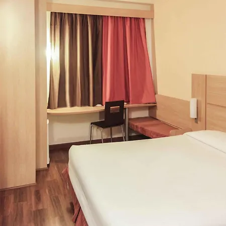 Ibis Sertaozinho-3