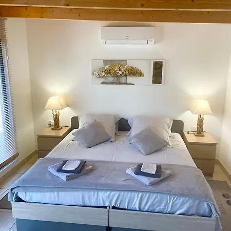L'Escale Cote Bleue B&B And Spa-2